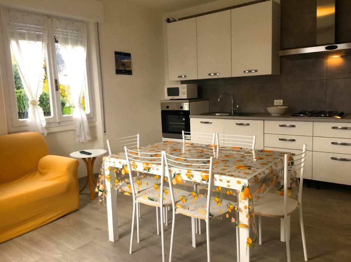 Holiday home Azalea Di Gigliola Ziello - 